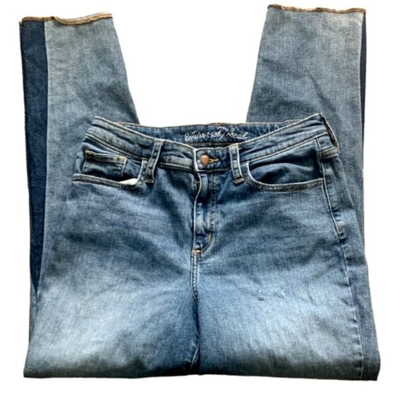 Universal Thread Blue Jeans 2-Tone Leg Distressed Raw Hem Sz 8/29R #125Q - Picture 6 of 8